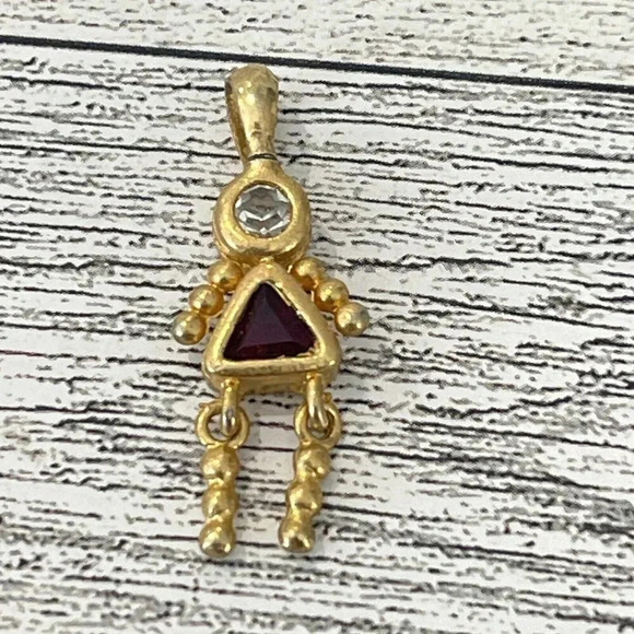 Vintage VTG Gold Tone Birthstone Girl Pendant July Or January Red Birthstone - Picture 4 of 6